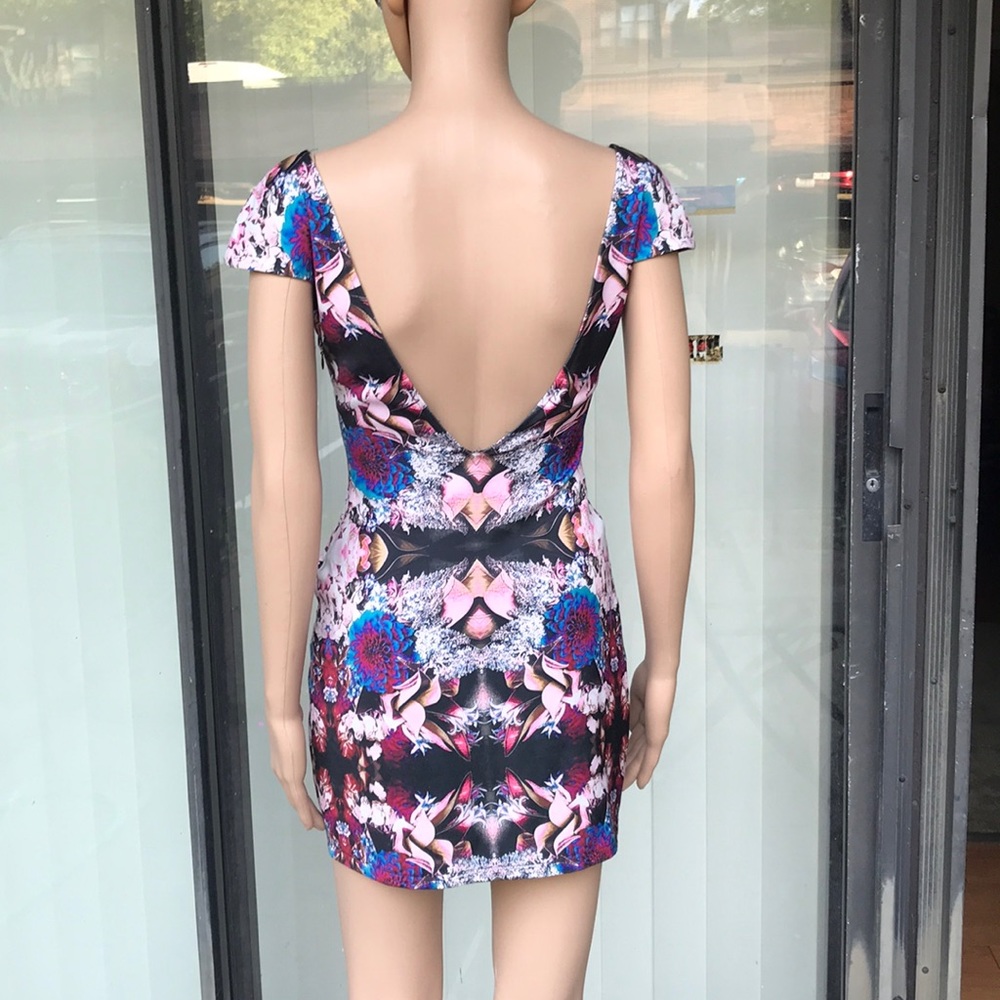 Lovers + Friends beautiful mini dress